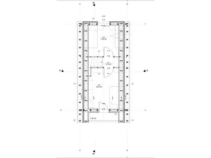 Pino šķūņa koka māja – 9 × 4,7 m | 42,30 m²