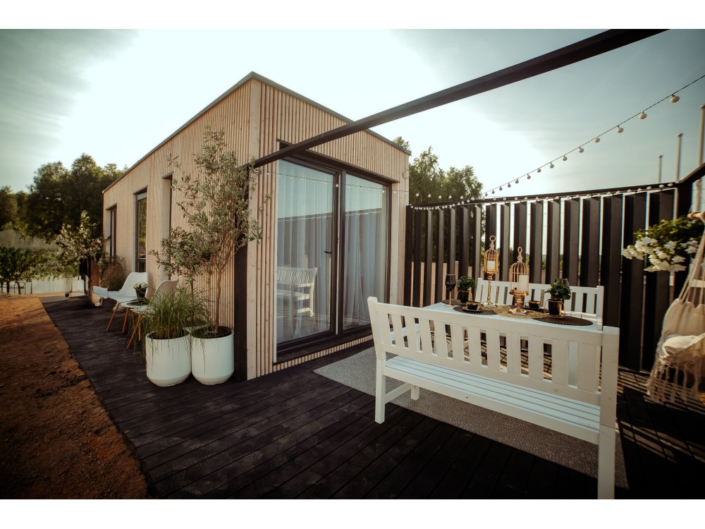 Ridgeway moduļu māja – 8 × 3 m | 24 m²